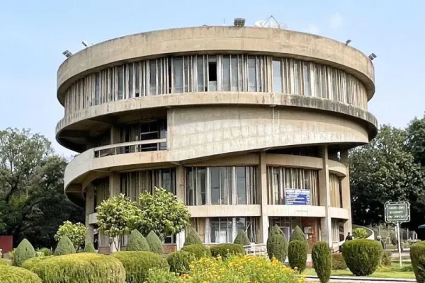 PU ਸੈਨੇਟ ਭੰਗ ਕਰਨ ਦਾ ਨੋਟੀਫਿਕੇਸ਼ਨ ਕੇਂਦਰ ਸਰਕਾਰ ਨੇ ਰੱਦ ਨਹੀਂ ਸਗੋਂ ਮੁਲਤਵੀ ਕੀਤਾ : ਵਿਦਿਆਰਥੀ ਆਗੂ