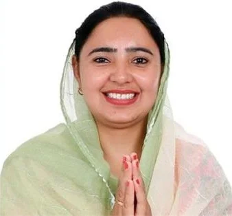 AAP ਦੀ ਮਹਿਲਾ ਵਿੰਗ ਦੀ ਸਾਬਕਾ ਜ਼ਿਲ੍ਹਾ ਪ੍ਰਧਾਨ 'ਤੇ ਵਿਜੀਲੈਂਸ ਵੱਲੋਂ ਮੁਕੱਦਮਾ ਦਰਜ , ਨੌਕਰੀ ਬਦਲੇ ਲਈ ਰਿਸ਼ਵਤ